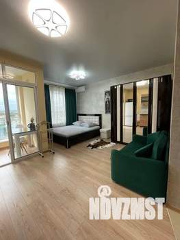 Студия квартира, посуточно, 30м2, 9/33 этаж