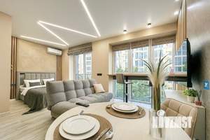 Студия квартира, посуточно, 40м2, 4/8 этаж