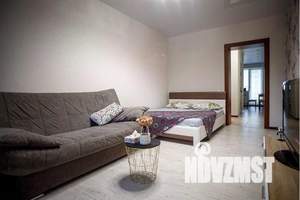 1-к квартира, посуточно, 39м2, 1/4 этаж