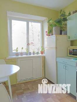 1-к квартира, посуточно, 32м2, 3/5 этаж