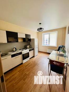 1-к квартира, посуточно, 40м2, 4/9 этаж