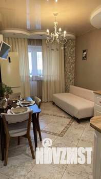 2-к квартира, посуточно, 47м2, 1/1 этаж