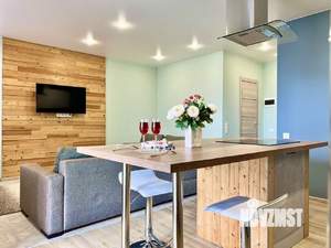 Студия квартира, посуточно, 40м2, 8/10 этаж