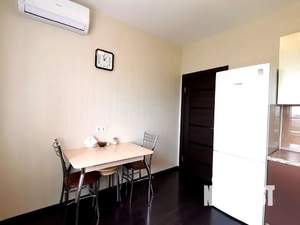 1-к квартира, посуточно, 39м2, 8/10 этаж