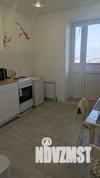 1-к квартира, посуточно, 34м2, 15/16 этаж