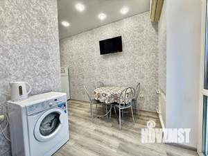 2-к квартира, посуточно, 52м2, 8/8 этаж