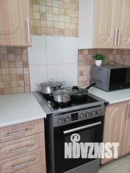 1-к квартира, посуточно, 43м2, 3/10 этаж