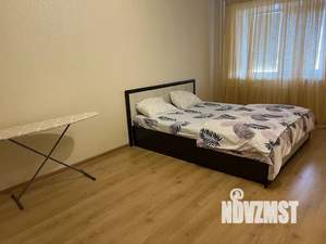1-к квартира, посуточно, 40м2, 7/10 этаж