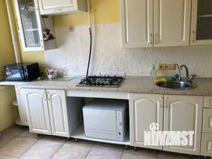 1-к квартира, посуточно, 42м2, 7/9 этаж