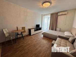 Студия квартира, посуточно, 30м2, 7/10 этаж
