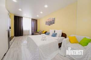 1-к квартира, посуточно, 60м2, 1/1 этаж