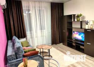 1-к квартира, посуточно, 38м2, 1/1 этаж