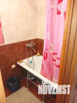 1-к квартира, посуточно, 38м2, 4/9 этаж