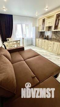 1-к квартира, посуточно, 41м2, 1/1 этаж