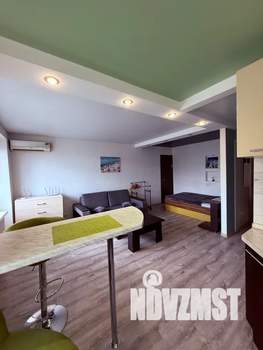 Студия квартира, посуточно, 30м2, 4/5 этаж