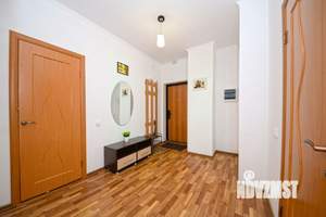 1-к квартира, посуточно, 60м2, 1/1 этаж
