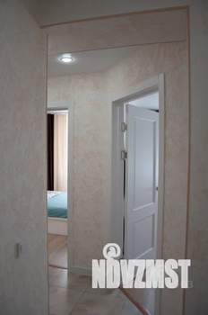 2-к квартира, посуточно, 42м2, 1/5 этаж