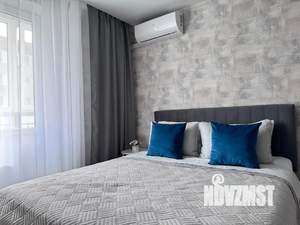 1-к квартира, посуточно, 30м2, 7/10 этаж