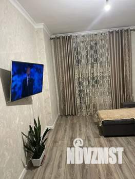 1-к квартира, посуточно, 37м2, 2/10 этаж