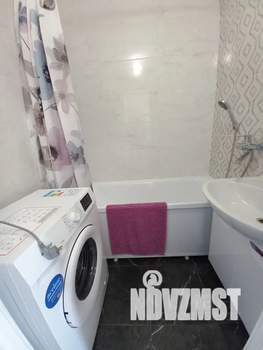 Студия квартира, посуточно, 36м2, 2/9 этаж