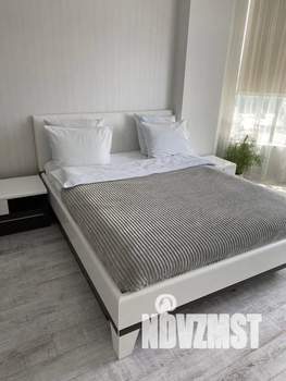 1-к квартира, посуточно, 56м2, 16/27 этаж