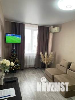 Студия квартира, посуточно, 30м2, 3/3 этаж