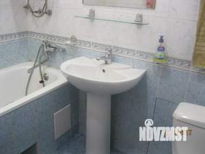 2-к квартира, посуточно, 47м2, 3/5 этаж