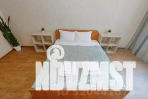 2-к квартира, посуточно, 65м2, 1/9 этаж