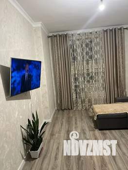 1-к квартира, посуточно, 37м2, 2/10 этаж