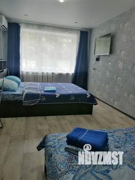 1-к квартира, посуточно, 35м2, 1/9 этаж