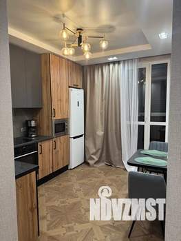 1-к квартира, посуточно, 40м2, 3/9 этаж