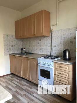 1-к квартира, посуточно, 42м2, 1/9 этаж