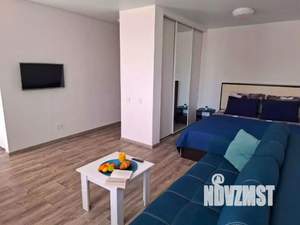 1-к квартира, посуточно, 32м2, 1/1 этаж