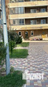 Студия квартира, посуточно, 40м2, 16/17 этаж