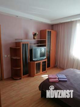 1-к квартира, посуточно, 40м2, 8/9 этаж