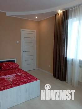 Студия квартира, посуточно, 35м2, 4/5 этаж