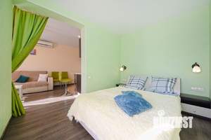 1-к квартира, посуточно, 38м2, 1/1 этаж