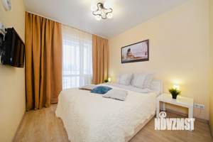 1-к квартира, посуточно, 40м2, 2/19 этаж