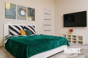 1-к квартира, посуточно, 38м2, 13/16 этаж