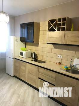 1-к квартира, посуточно, 42м2, 5/16 этаж