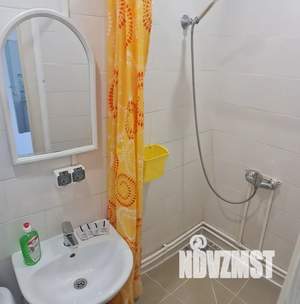 Студия квартира, посуточно, 16м2, 2/5 этаж