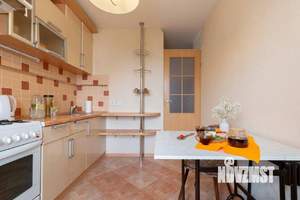 2-к квартира, посуточно, 54м2, 1/1 этаж