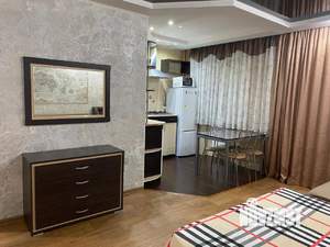 Студия квартира, посуточно, 35м2, 3/5 этаж