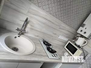 Студия квартира, посуточно, 50м2, 3/5 этаж