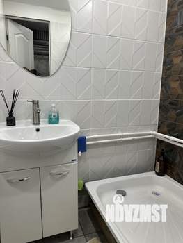 Студия квартира, посуточно, 25м2, 1/5 этаж