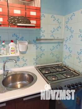 2-к квартира, посуточно, 42м2, 2/5 этаж