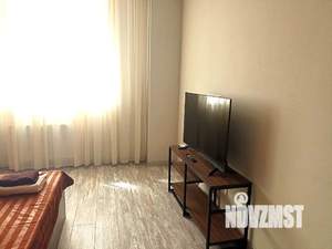 1-к квартира, посуточно, 40м2, 8/16 этаж