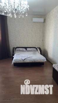 2-к квартира, посуточно, 67м2, 1/1 этаж