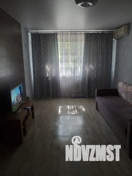 2-к квартира, посуточно, 45м2, 1/5 этаж