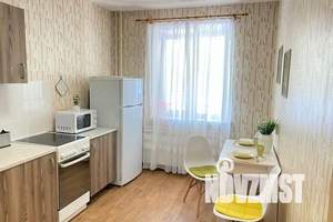 1-к квартира, посуточно, 36м2, 1/9 этаж